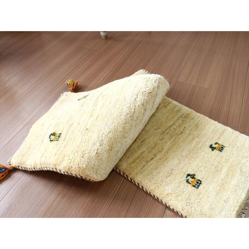 ギャッベ 細長サイズ　手織りラグ　 133x42cm 天然羊毛のアイボリー | ブランド登録なし | 05