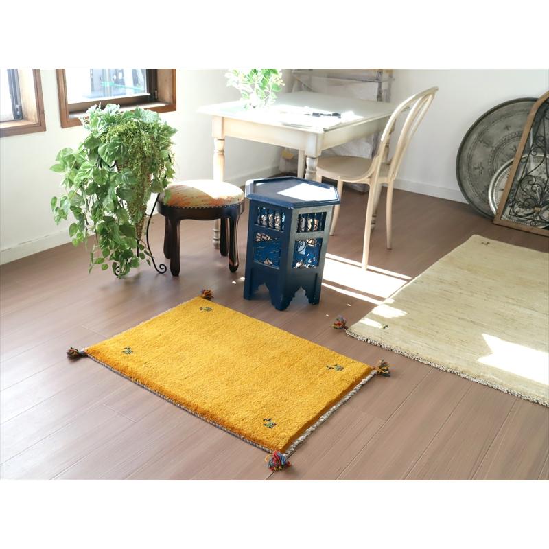 ギャッベ 手織りラグ イラン産 88x62cm 玄関サイズ マスタードイエロー