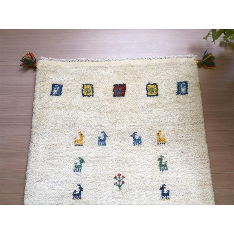 ギャッベ　手織りラグ イラン産 85x65cm 玄関サイズ　アイボリー | ブランド登録なし | 04
