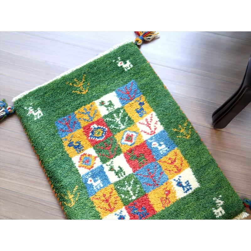 ギャッベ 手織り イラン産 55x41cm 明るいグリーン　カラフルタイル | ブランド登録なし | 02