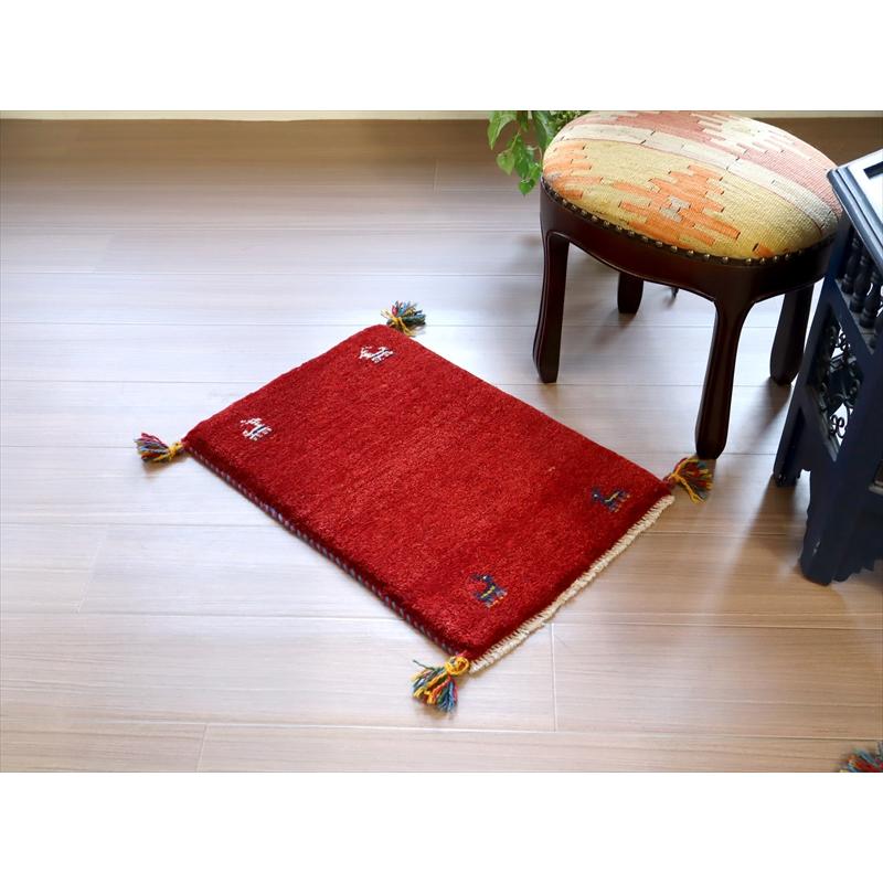 ギャッベ 手織り イラン産 58x40cm レッド　赤　シンプル　無地 | ブランド登録なし | 01