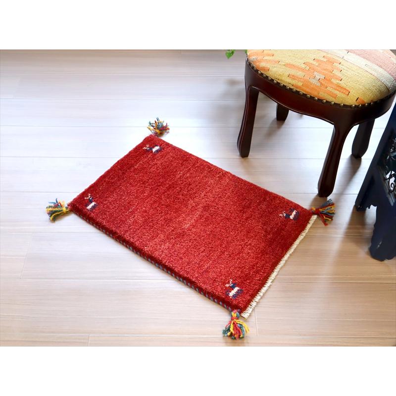 ギャッベ 手織り イラン産 60x40cm レッド　赤　シンプル　無地 | ブランド登録なし | 01