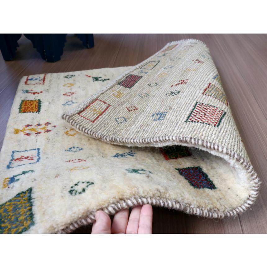 ギャッベ　イラン 手織り  87x60cm 玄関マットサイズ　ナチュラルアイボリー | ブランド登録なし | 05