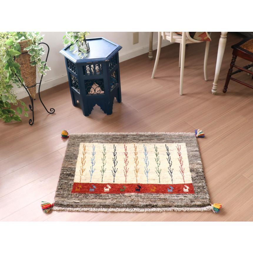 ギャッベ　イラン 手織り  61x88cm 玄関マットサイズ　横長サイズ　 | ブランド登録なし | 02
