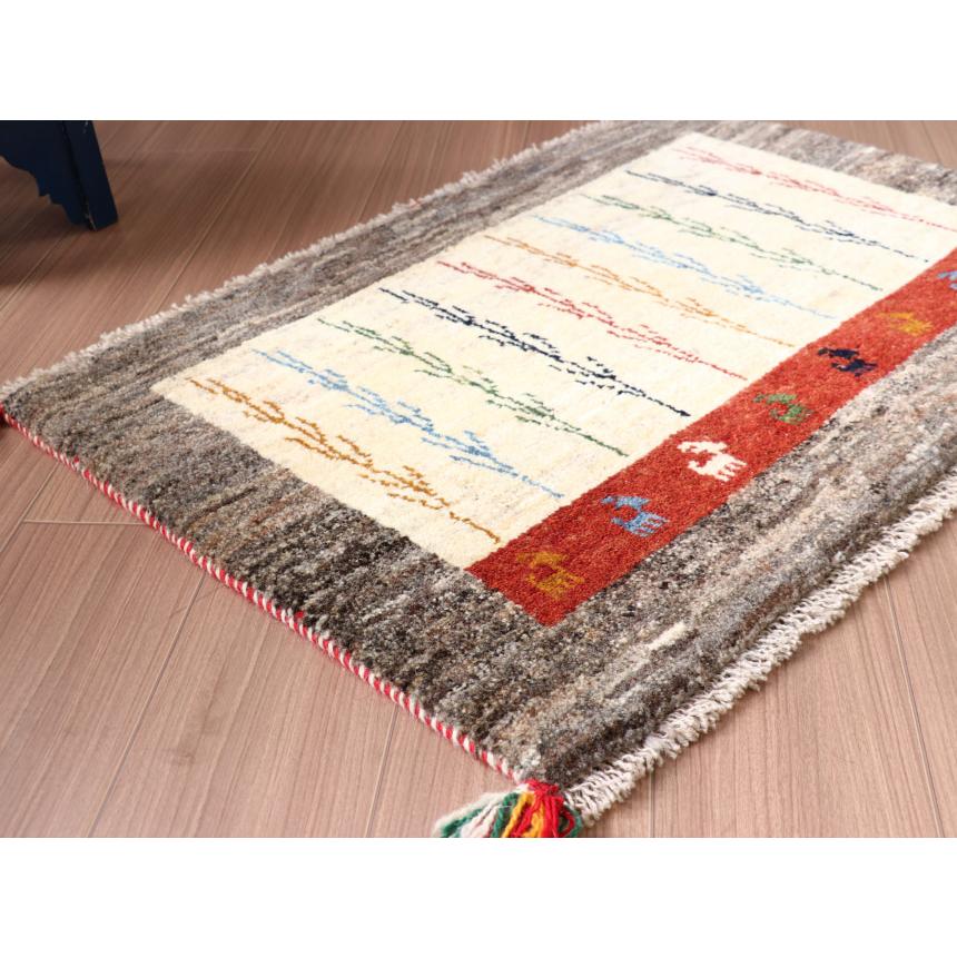 ギャッベ　イラン 手織り  61x88cm 玄関マットサイズ　横長サイズ　 | ブランド登録なし | 04