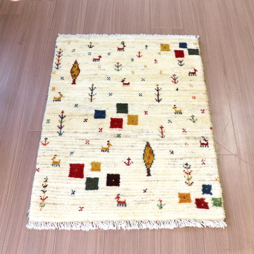 ギャッベ　イラン 手織り  89x63cm 玄関マットサイズ　ナチュラルアイボリー　動物やタイル | ブランド登録なし
