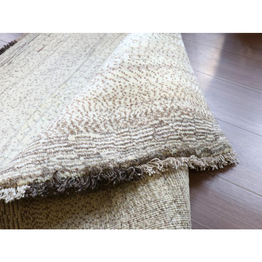 ギャッベ　イラン 手織り  101×69cm 玄関マットサイズ　細かな織り　ナチュラルグレー　ドット |  | 08