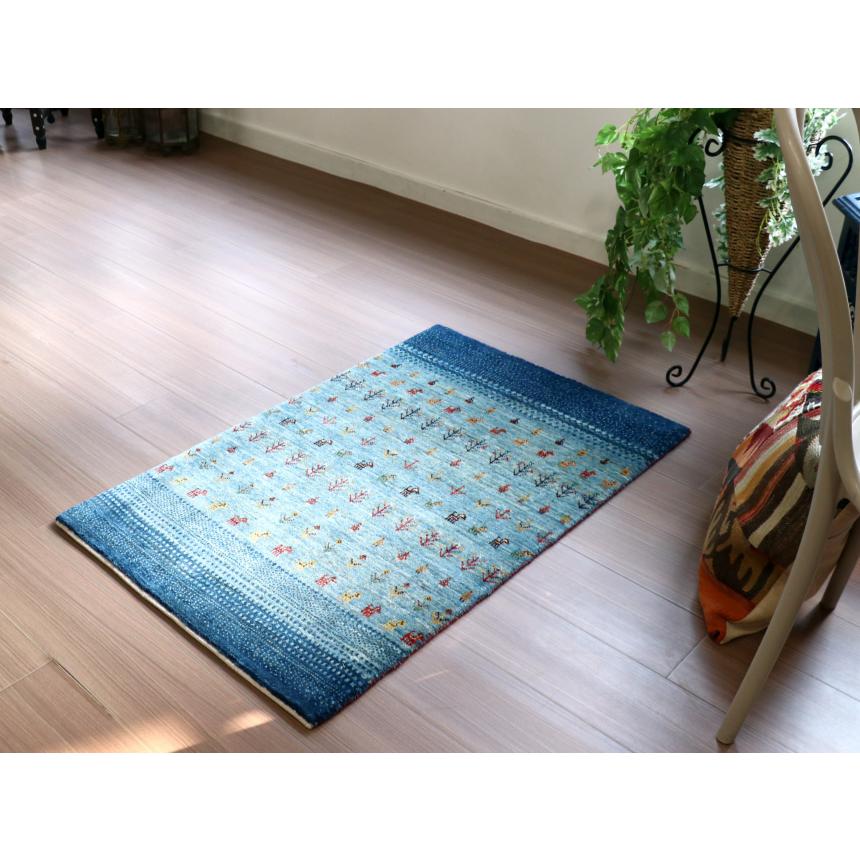 Gabbeh Banafsheh ギャッベ　バナフシェ 104x68cm ブルーグラデーション　動物や植物のモチーフ | ブランド登録なし | 05