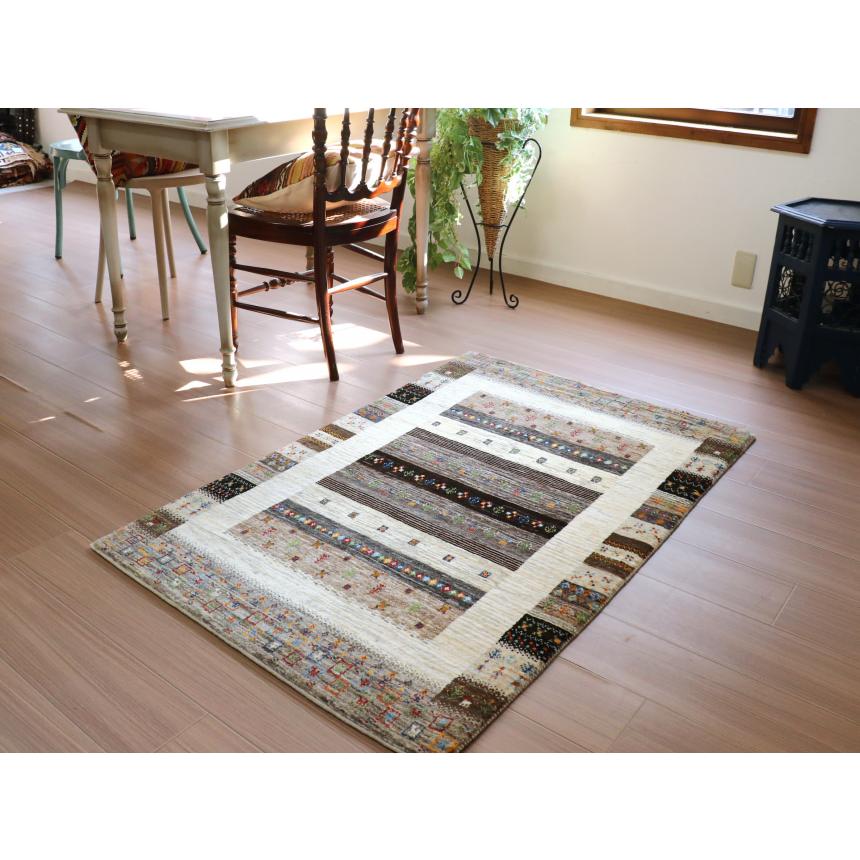 ギャッベ　タビーバフ Gabbeh Tabiibaft 133x86cm 無染色ナチュラルグレー　織りの細かなギャッベ | ブランド登録なし | 01