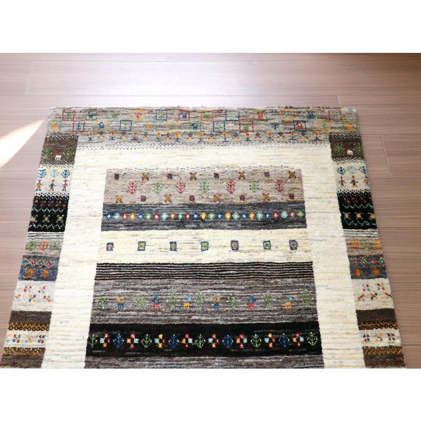 ギャッベ　タビーバフ Gabbeh Tabiibaft 133x86cm 無染色ナチュラルグレー　織りの細かなギャッベ | ブランド登録なし | 02