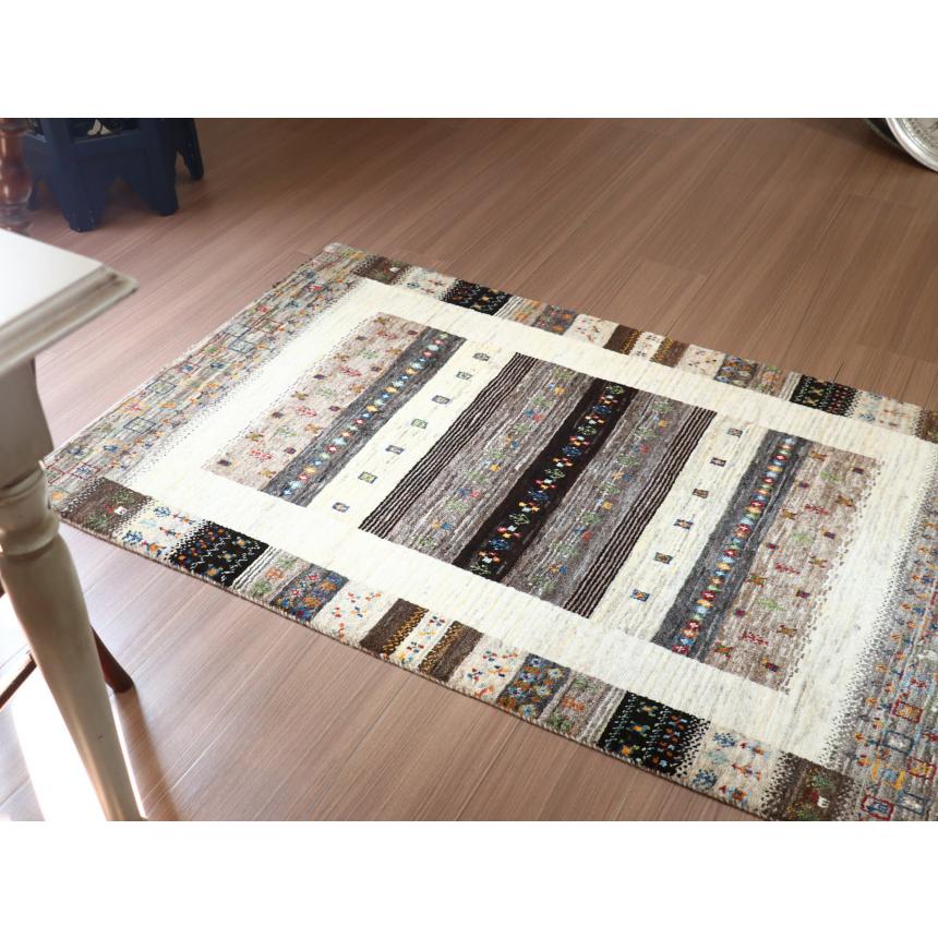 ギャッベ　タビーバフ Gabbeh Tabiibaft 133x86cm 無染色ナチュラルグレー　織りの細かなギャッベ | ブランド登録なし | 04