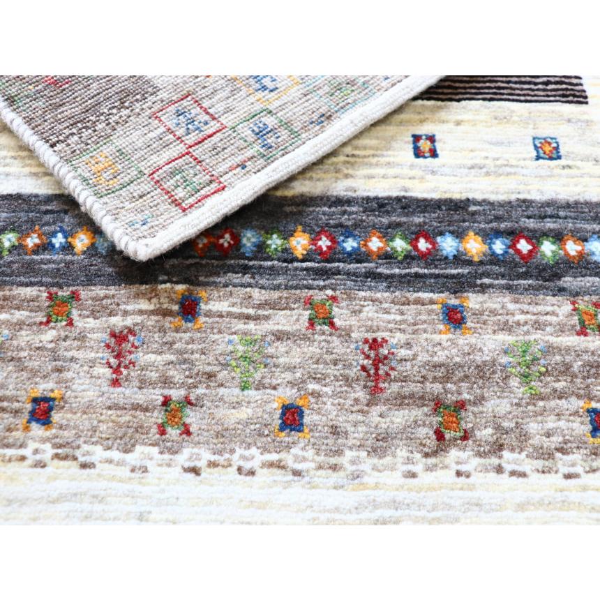 ギャッベ　タビーバフ Gabbeh Tabiibaft 133x86cm 無染色ナチュラルグレー　織りの細かなギャッベ | ブランド登録なし | 08