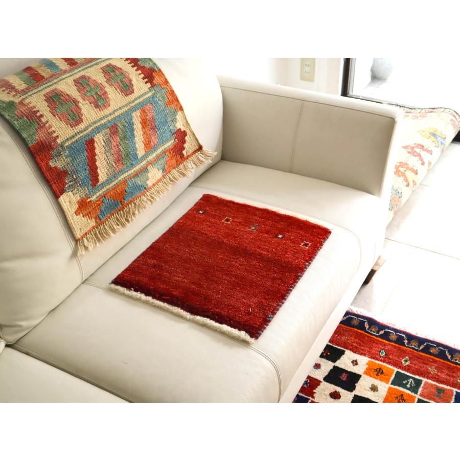 ギャッベ　イラン リズバフト  40x36cm レッドグラデーション | ブランド登録なし | 01