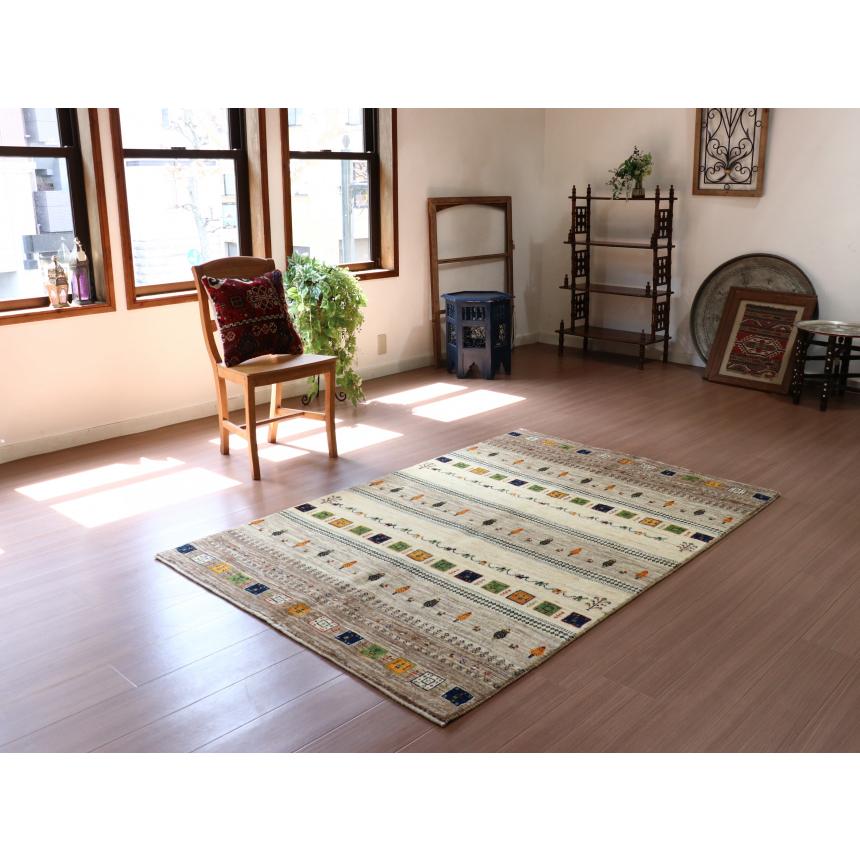 ギャッベ 細かな織り リズバフト 194x127cm ナチュラルグレー　イエローとブルーのタイル イラン産 手織り | ブランド登録なし | 02