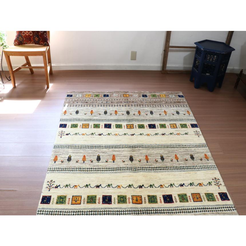 ギャッベ 細かな織り リズバフト 194x127cm ナチュラルグレー　イエローとブルーのタイル イラン産 手織り | ブランド登録なし | 04