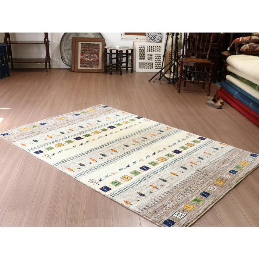 ギャッベ 細かな織り リズバフト 194x127cm ナチュラルグレー　イエローとブルーのタイル イラン産 手織り | ブランド登録なし | 06