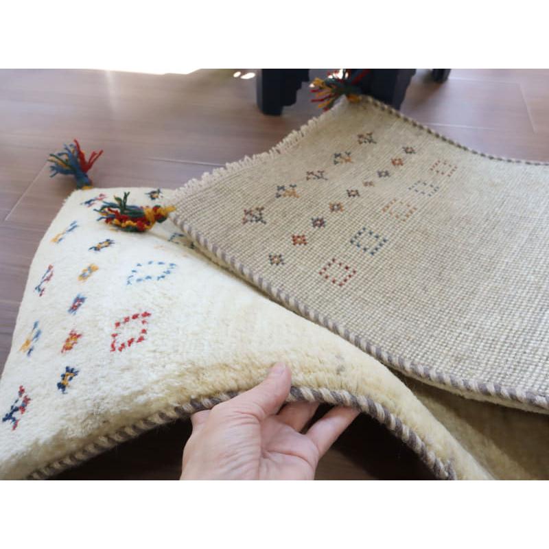 ギャッベ イラン産 手織り 113x40cm ナチュラルアイボリー　ランナー |  | 06