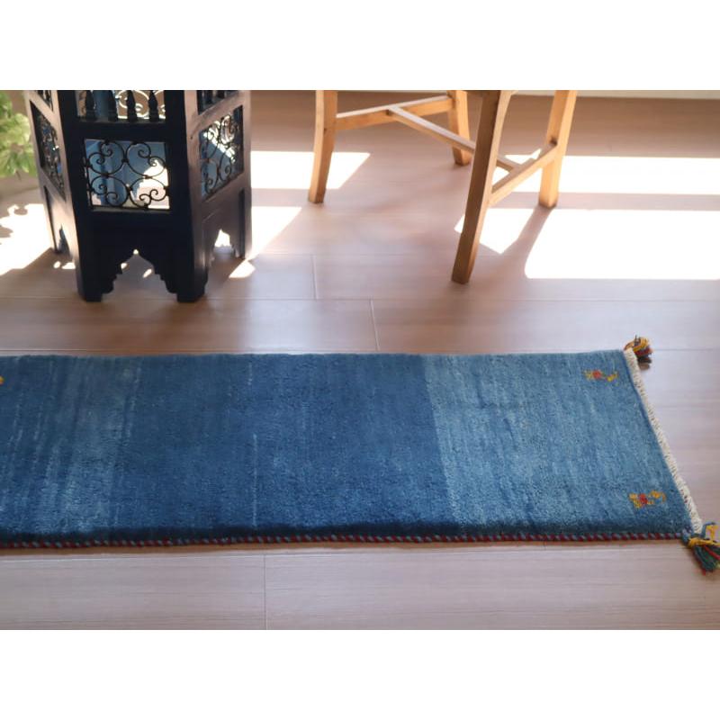 ギャッベ イラン産 手織り 115x42cm ブルーグラデーション　シンプル　無地 |  | 04