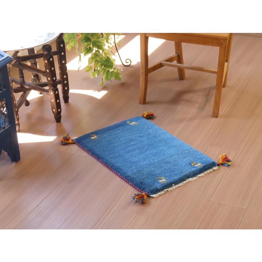 ギャッベ ミニギャベ イラン　 59x42cm ブルーグラデーション　シンプル　ワンポイント | ブランド登録なし | 01