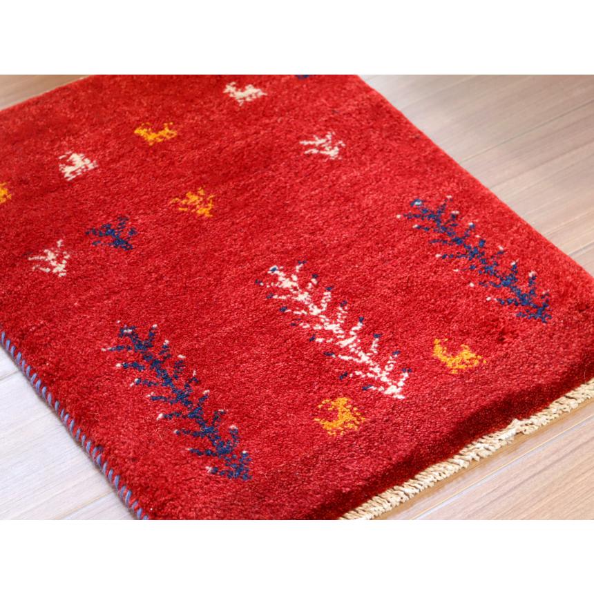 ギャッベ ミニギャベ イラン　 57x44cm レッド　動物と草花 | ブランド登録なし | 03
