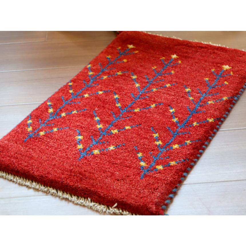 ギャッベ ミニギャベ イラン　 61x39cm レッド　青い生命の木 | ブランド登録なし | 03