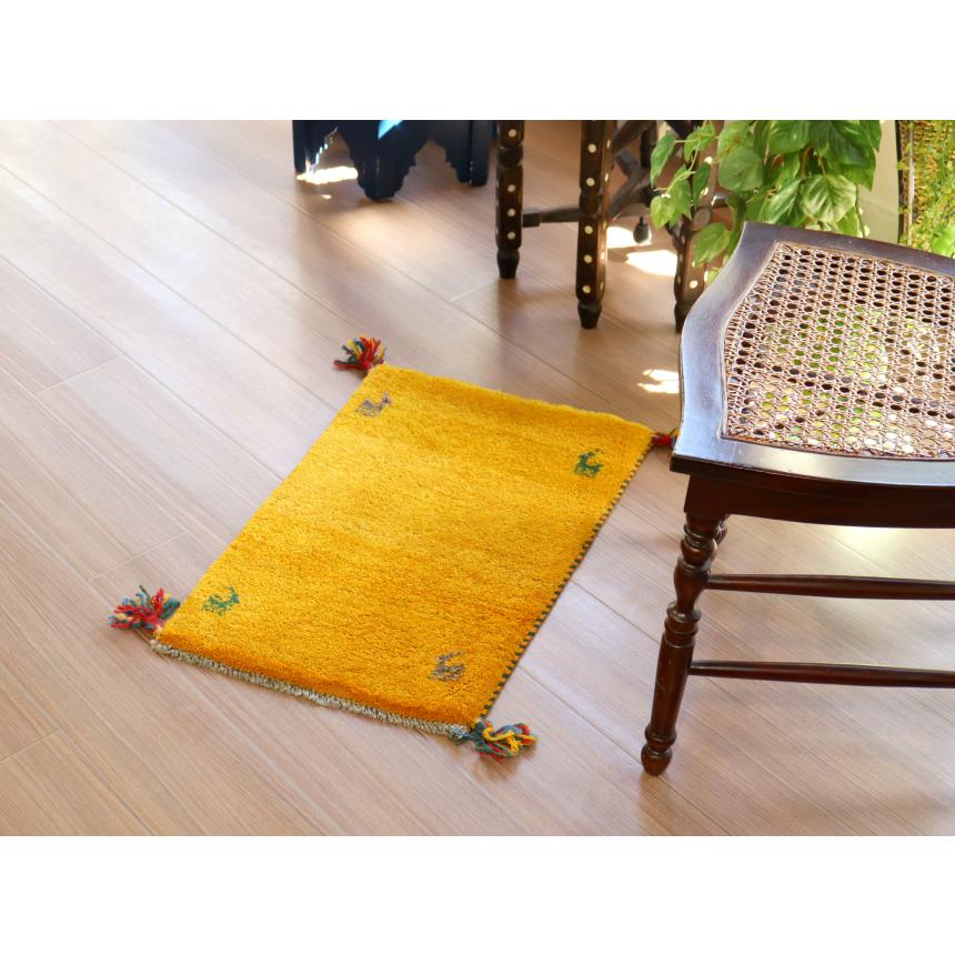 ギャッベ ミニギャベ イラン　 62x42cm イエロー　無地　シンプル | ブランド登録なし | 01