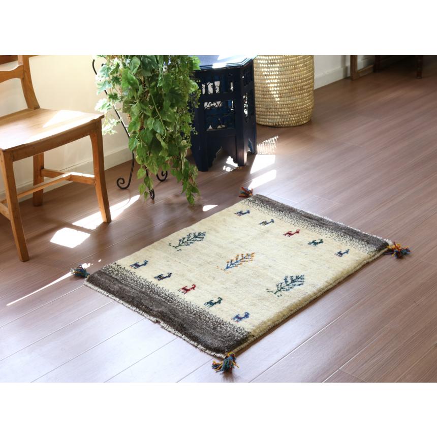 ギャッベ イラン産手織り 90x66cm 玄関マット　アイボリー＆グレー | ブランド登録なし | 01
