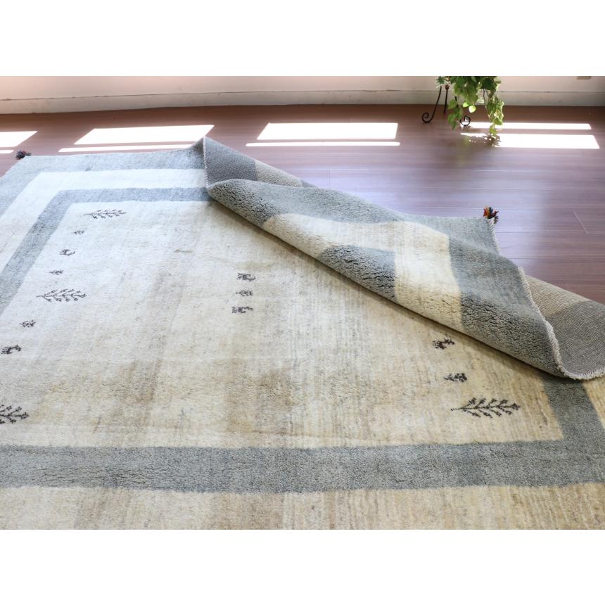 ギャベ ギャッベ イラン産手織り  240x202cm アイボリー　ペールブルーのボーダー | ブランド登録なし | 13