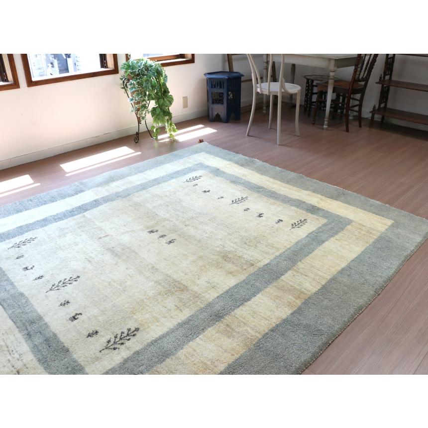 ギャベ ギャッベ イラン産手織り  240x202cm アイボリー　ペールブルーのボーダー | ブランド登録なし | 03