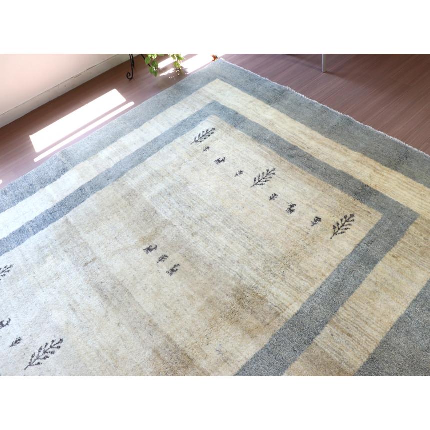 ギャベ ギャッベ イラン産手織り  240x202cm アイボリー　ペールブルーのボーダー | ブランド登録なし | 08