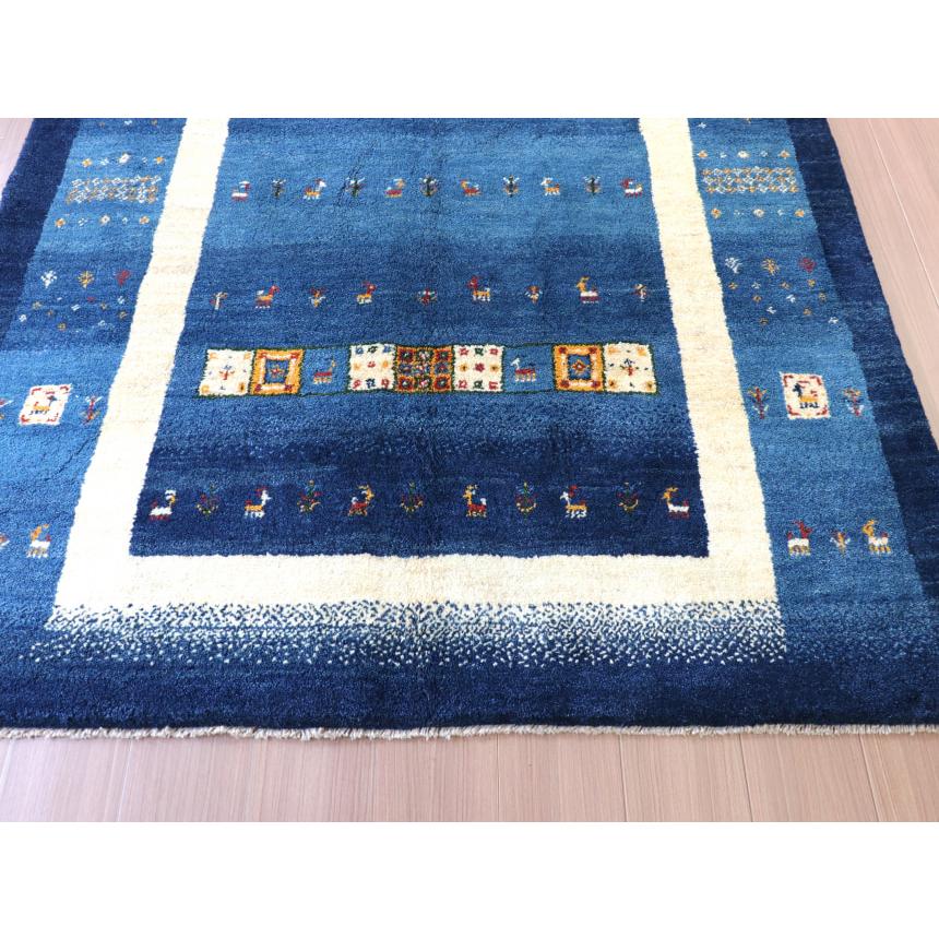 ギャベ ギャッベ イラン産手織り  ブルーグラデーション　アイボリーのボーダー | ブランド登録なし | 03