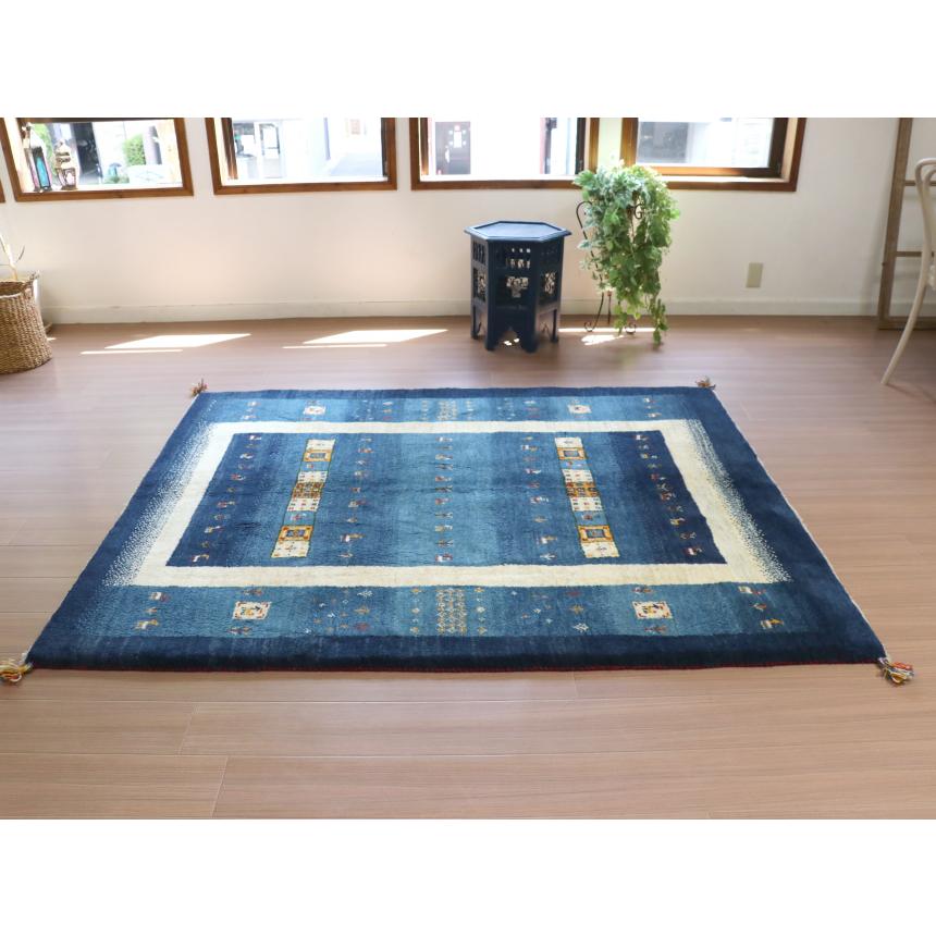 ギャベ ギャッベ イラン産手織り  ブルーグラデーション　アイボリーのボーダー | ブランド登録なし | 07