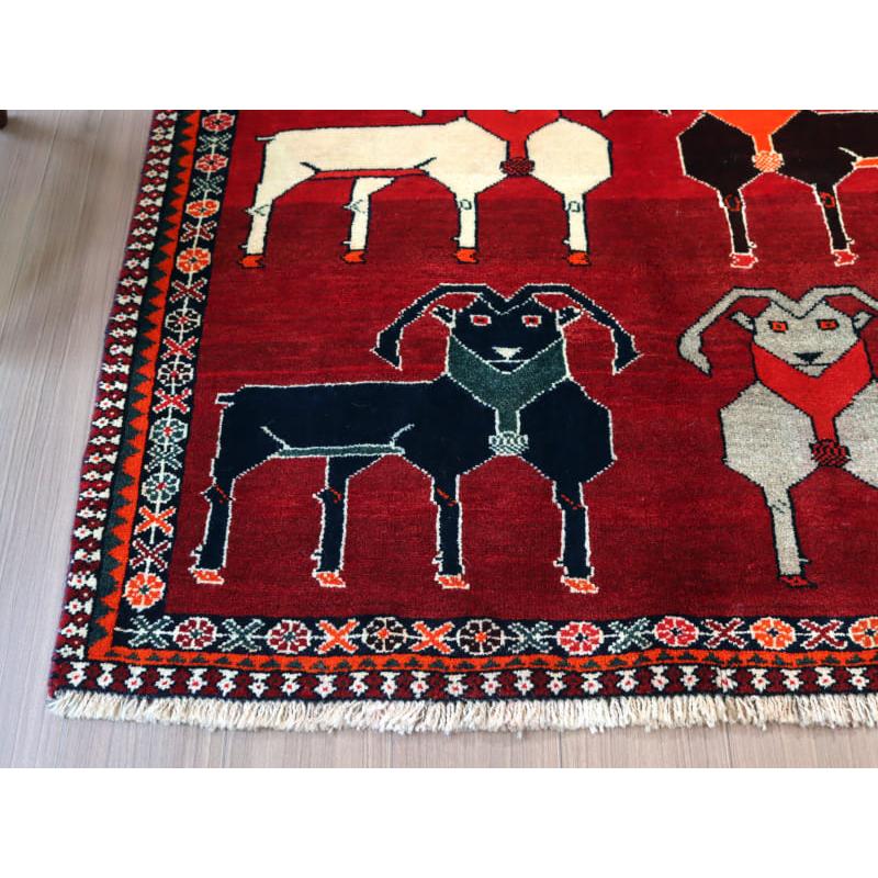 イランの手織りラグ ギャッベ185x123cm　ヒジュラ歴1387年＝西暦1967年  ８匹のヤギ | ブランド登録なし | 07