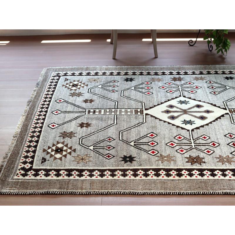 オールドギャッベ イランの手織りラグ 190x130cm メダリオンと幾何学模様 | ブランド登録なし | 03