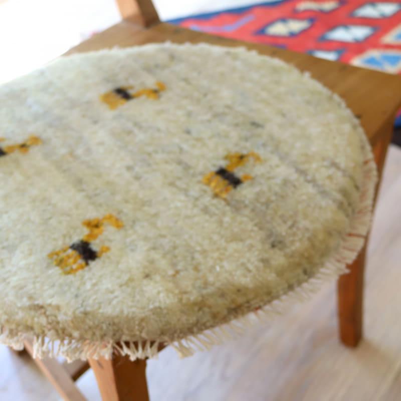 ギャッベ イラン産手織り 円形 41x41cm ナチュラルアイボリー　無地　シンプル |  | 02