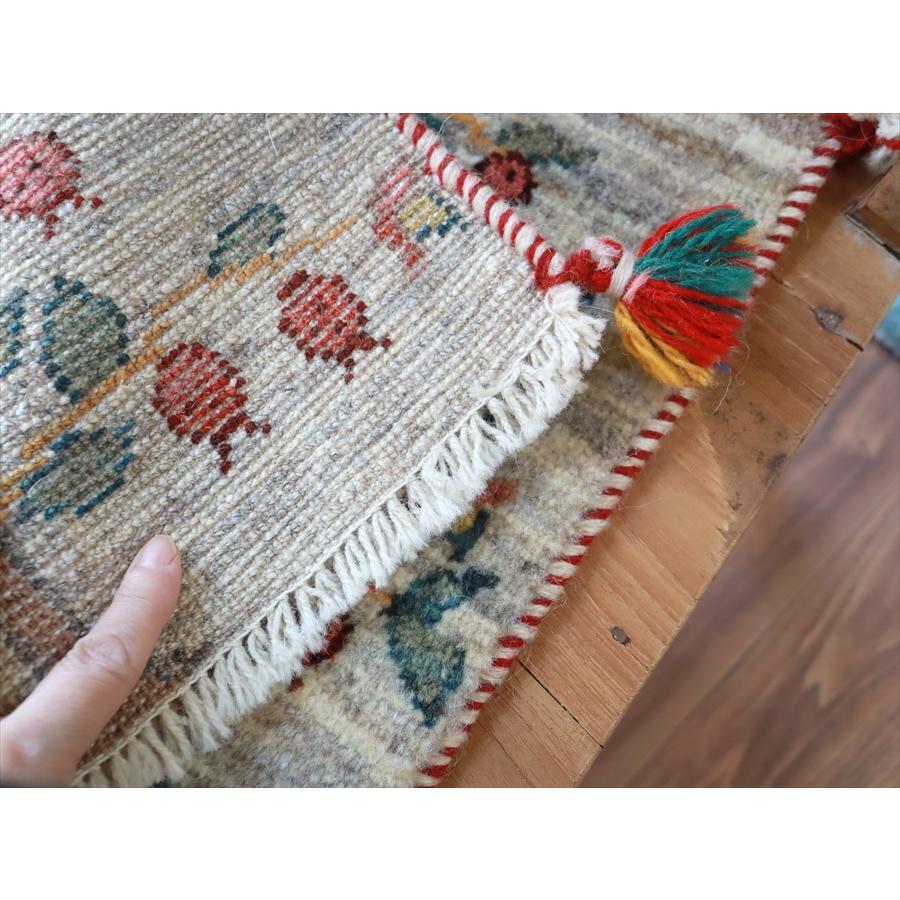 ギャッベ イラン産手織り 座布団サイズ 40x40cm |  | 03