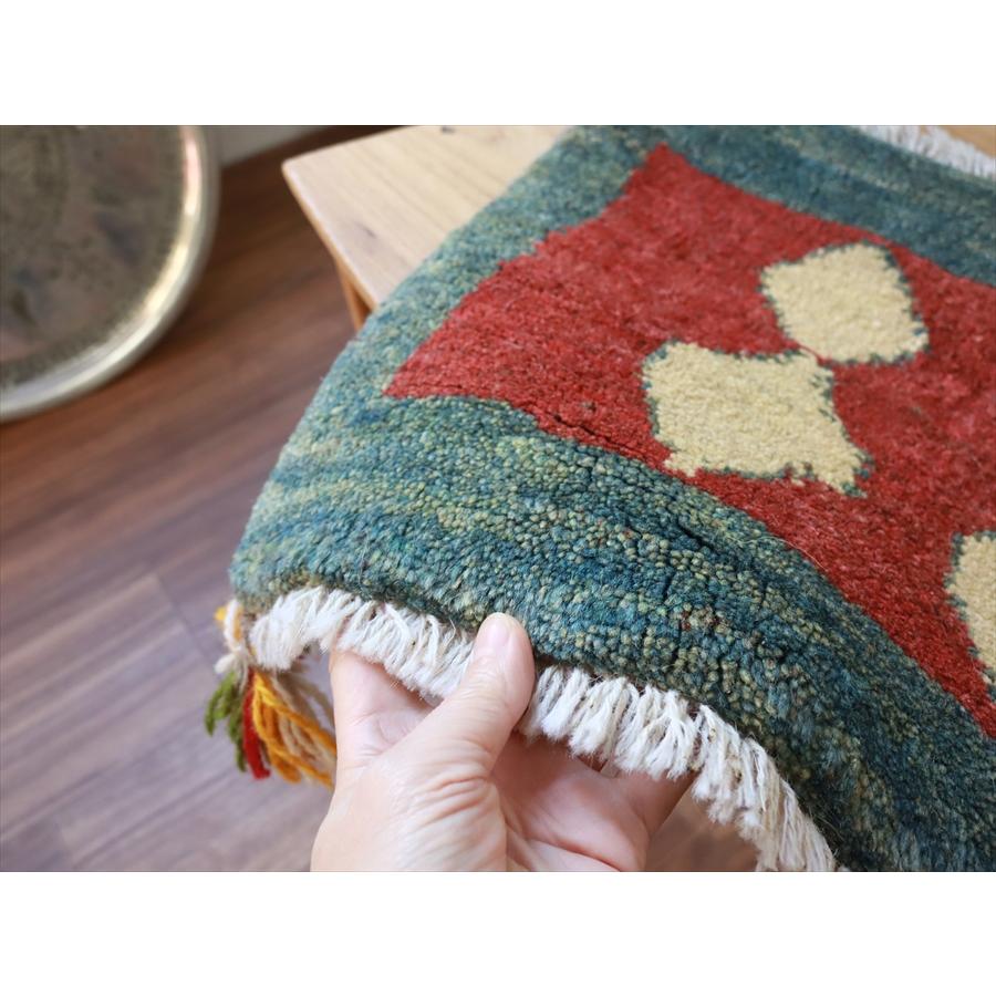 ギャッベ イラン産手織り 座布団サイズ 37x43cm |  | 02