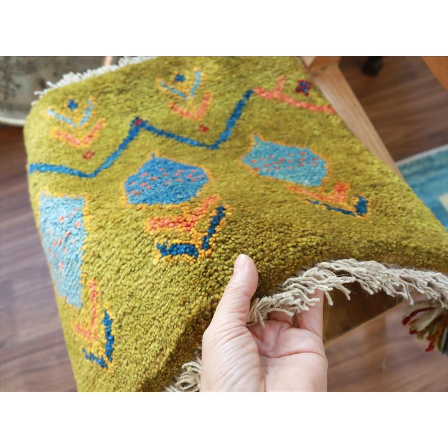 ギャッベ イラン産手織り 座布団サイズ 44x42cm |  | 02