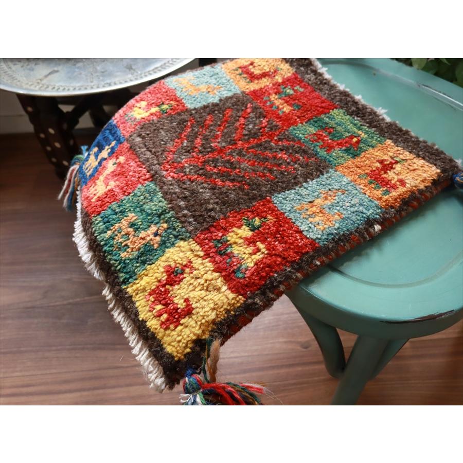 ギャッベ イラン産手織り 座布団サイズ 39x37cm |  | 02