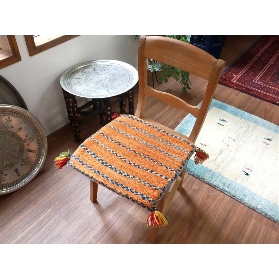 ギャッベ イラン産手織り 座布団サイズ 42x44cm オレンジ |  | 01
