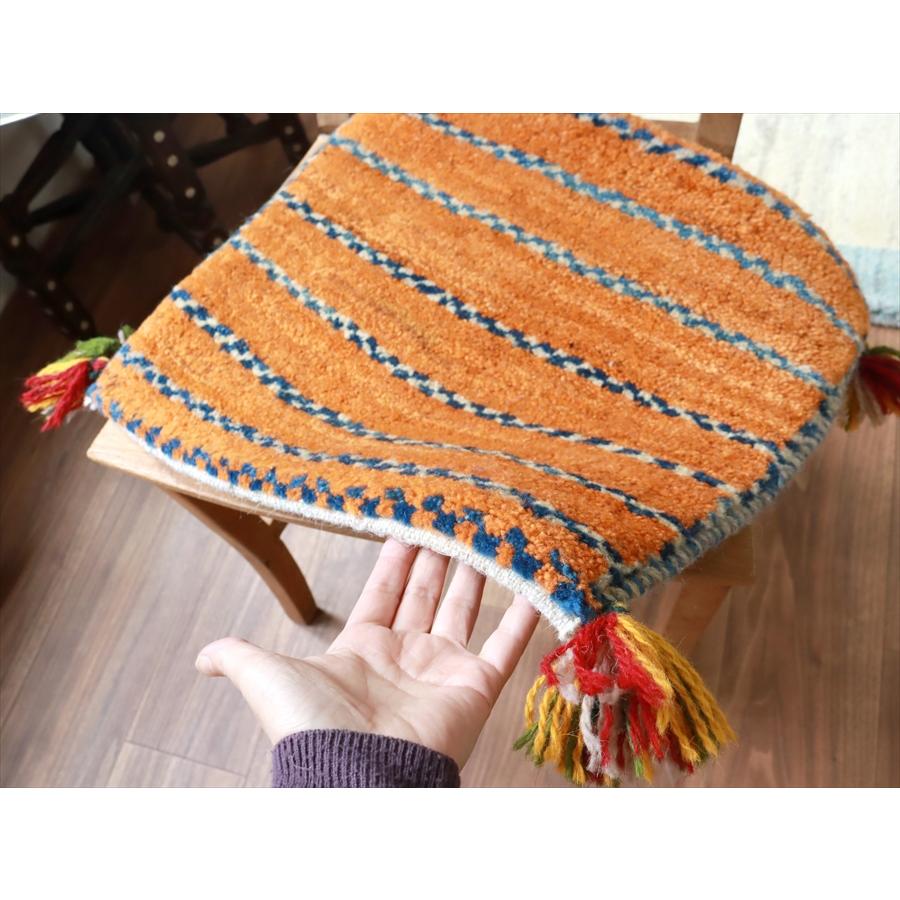ギャッベ イラン産手織り 座布団サイズ 42x44cm オレンジ |  | 02