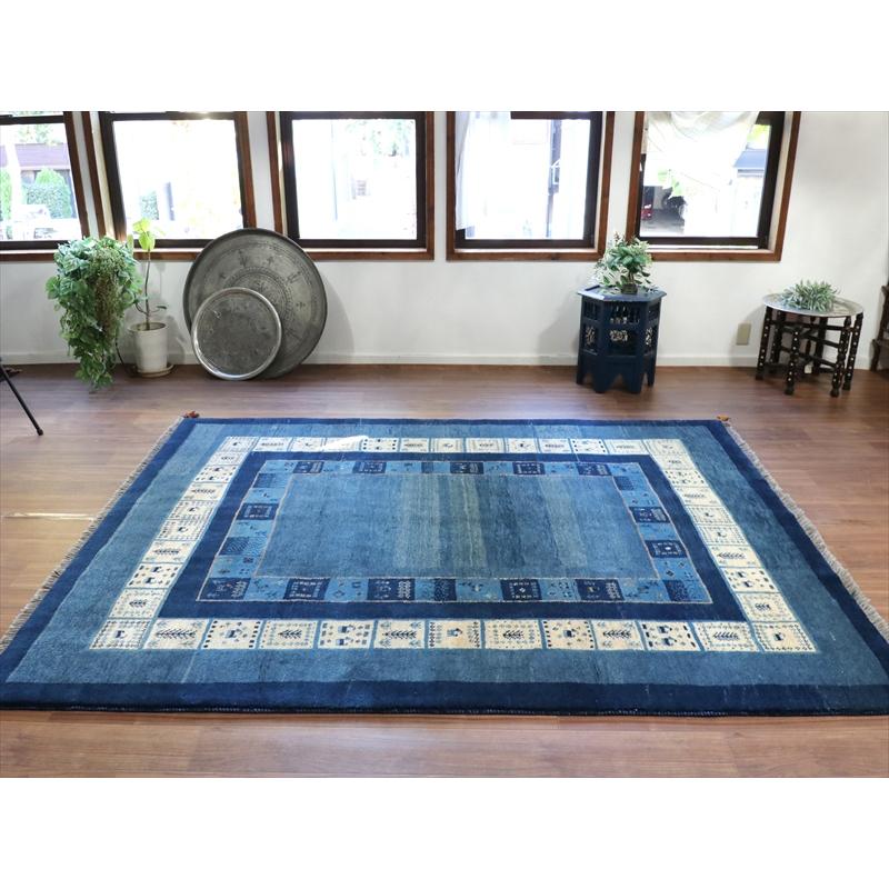 ギャベ カシュカイ族の手織りラグ 246x198cm 明るいブルー　二重のボーダー　イラン　手織り |  | 02