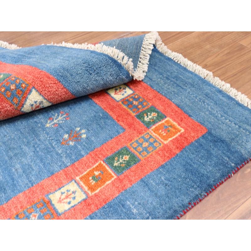 ギャッベ 明るいブルー　 233x172cm 動物と駱駝のモチーフ　レッドボーダー |  | 12