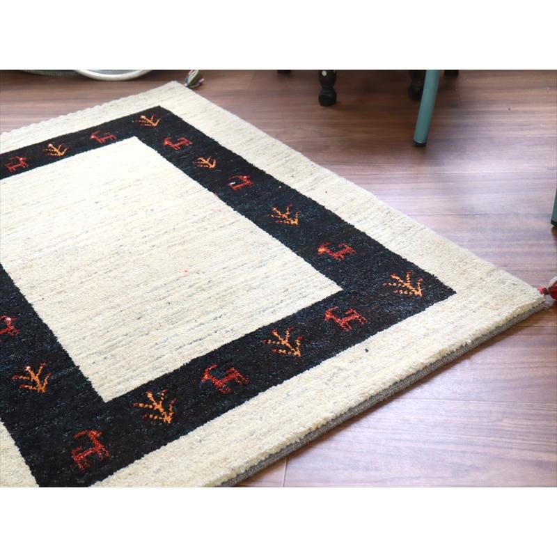 ギャッベ イラン 手織りラグ 118x82cm Gabbeh ナチュラル＆ブラック |  | 04
