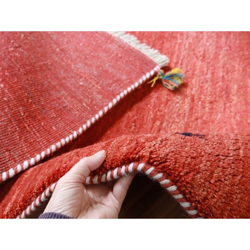 ギャッベ 90's イラン 手織りラグ 113x82cm 素朴な織り　明るいレッド |  | 05