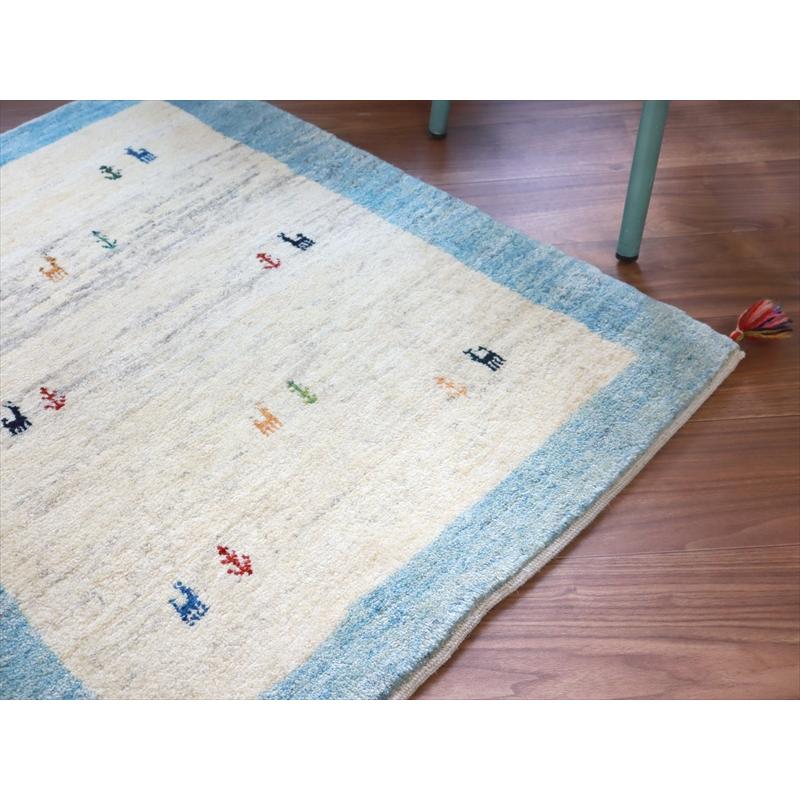 ギャッベ イラン 手織りラグ 112x82cm ナチュラルアイボリー　水色 |  | 03