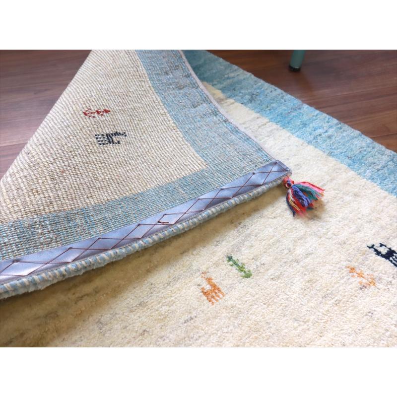 ギャッベ イラン 手織りラグ 112x82cm ナチュラルアイボリー　水色 |  | 06