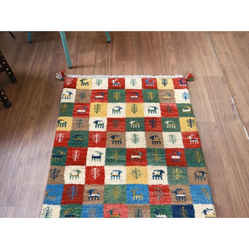 ギャッベ イラン 手織りラグ 131x83cm Gabbeh タイル　小さなモチーフ |  | 02