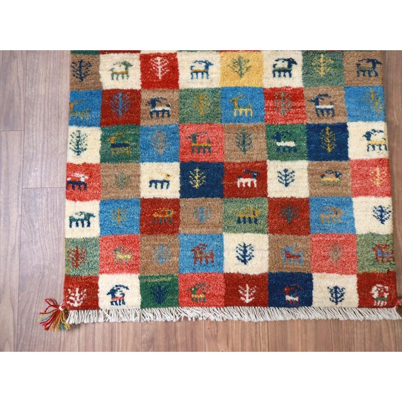 ギャッベ イラン 手織りラグ 131x83cm Gabbeh タイル　小さなモチーフ |  | 03