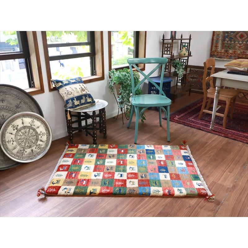 ギャッベ イラン 手織りラグ 131x83cm Gabbeh タイル　小さなモチーフ |  | 04